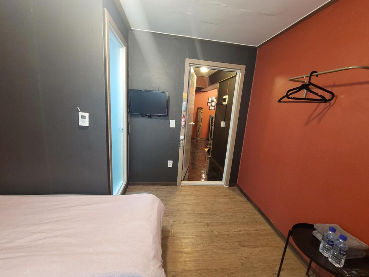 Olive Hostel W Сеул Экстерьер фото