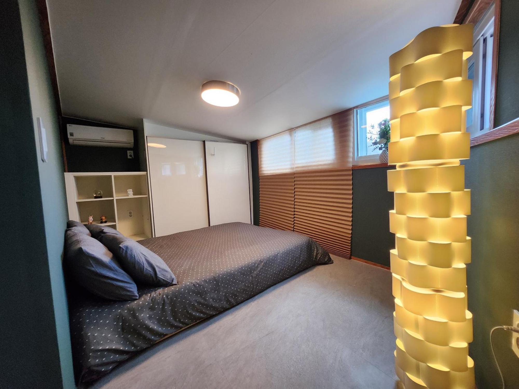 Olive Hostel W Сеул Экстерьер фото