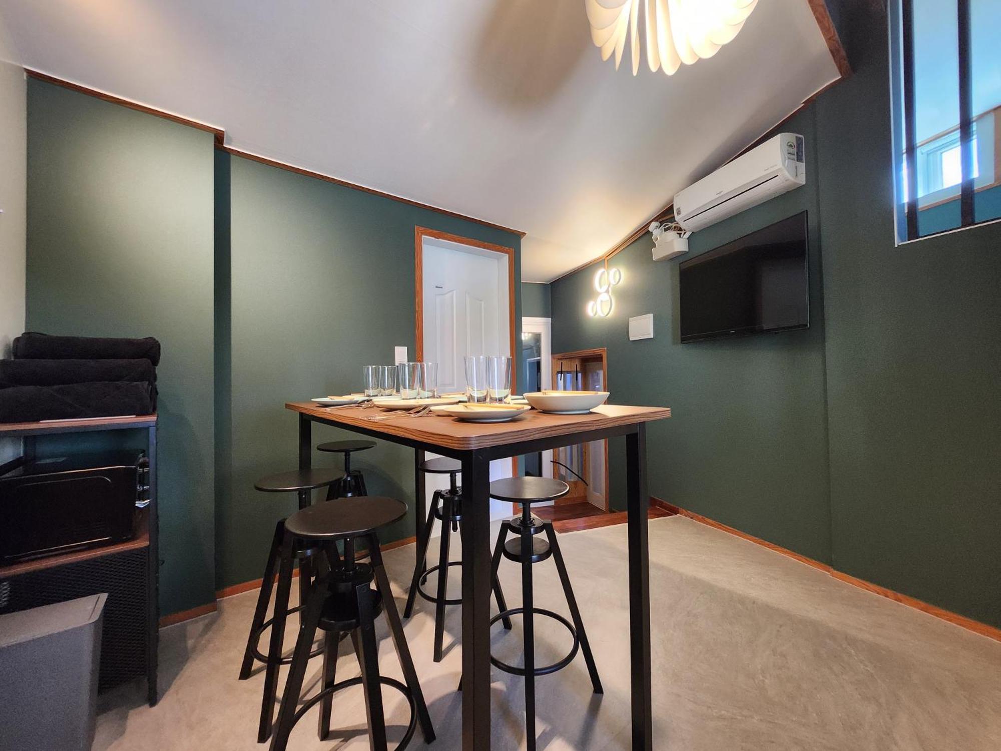 Olive Hostel W Сеул Экстерьер фото